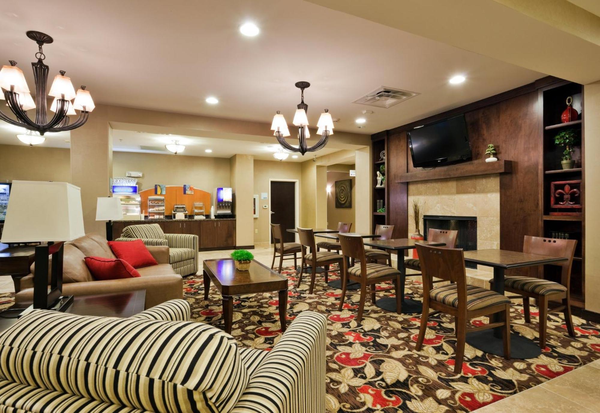 Holiday Inn Express Hotel & Suites Kodak East-Sevierville By Ihg Exterior photo